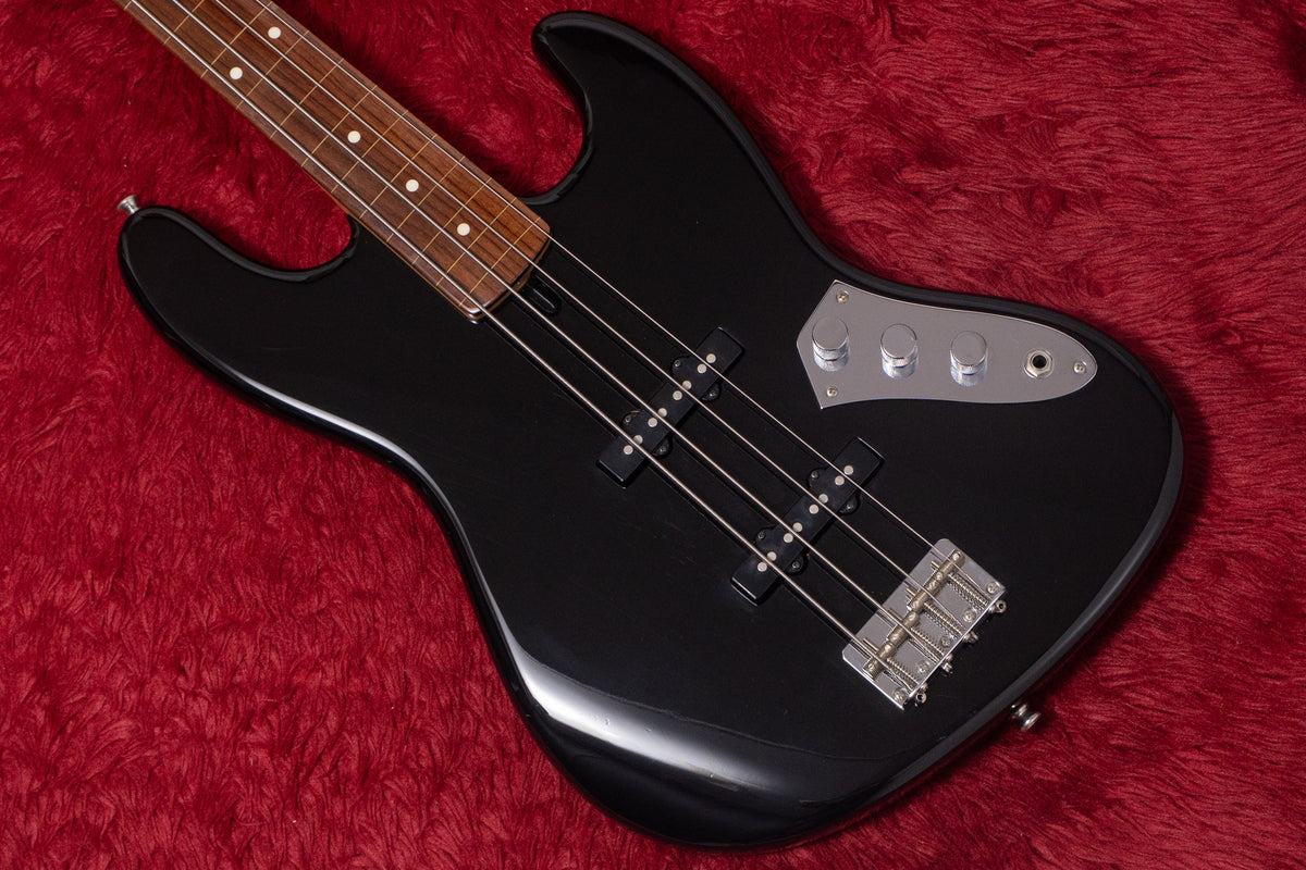 ギター Bacchus HTC-ALL BLACK ギター Bacchus HST-ALL BLACK Bacchus】ユニヴァース・シリーズ