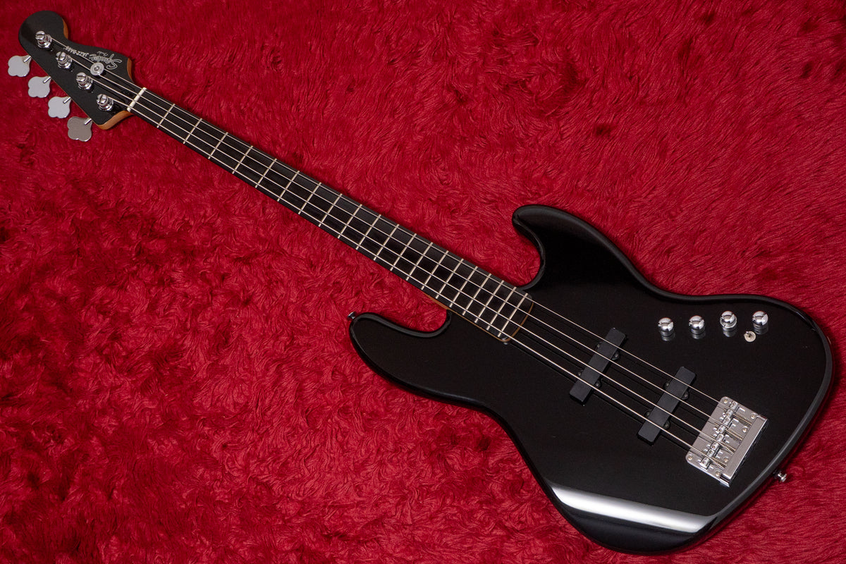 【即練習OK！Squier JAZZ BASSセット】ブラックカラー｜付属品多数 Squier by Fender Affinity Series Jazz Bass Maple Fingerboard