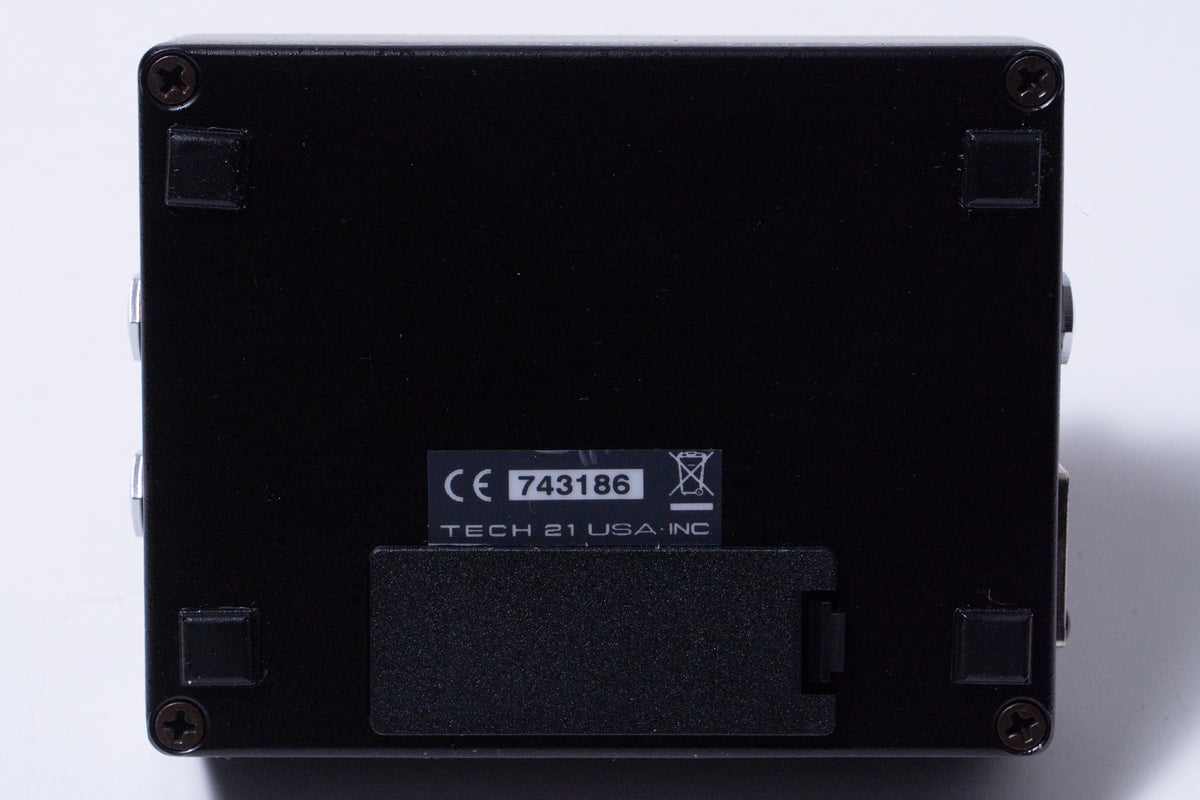 SansAmp Bass D DI ちょい訳アリ TECH21 SANSAMP BASS DRIVER DI V2 30th