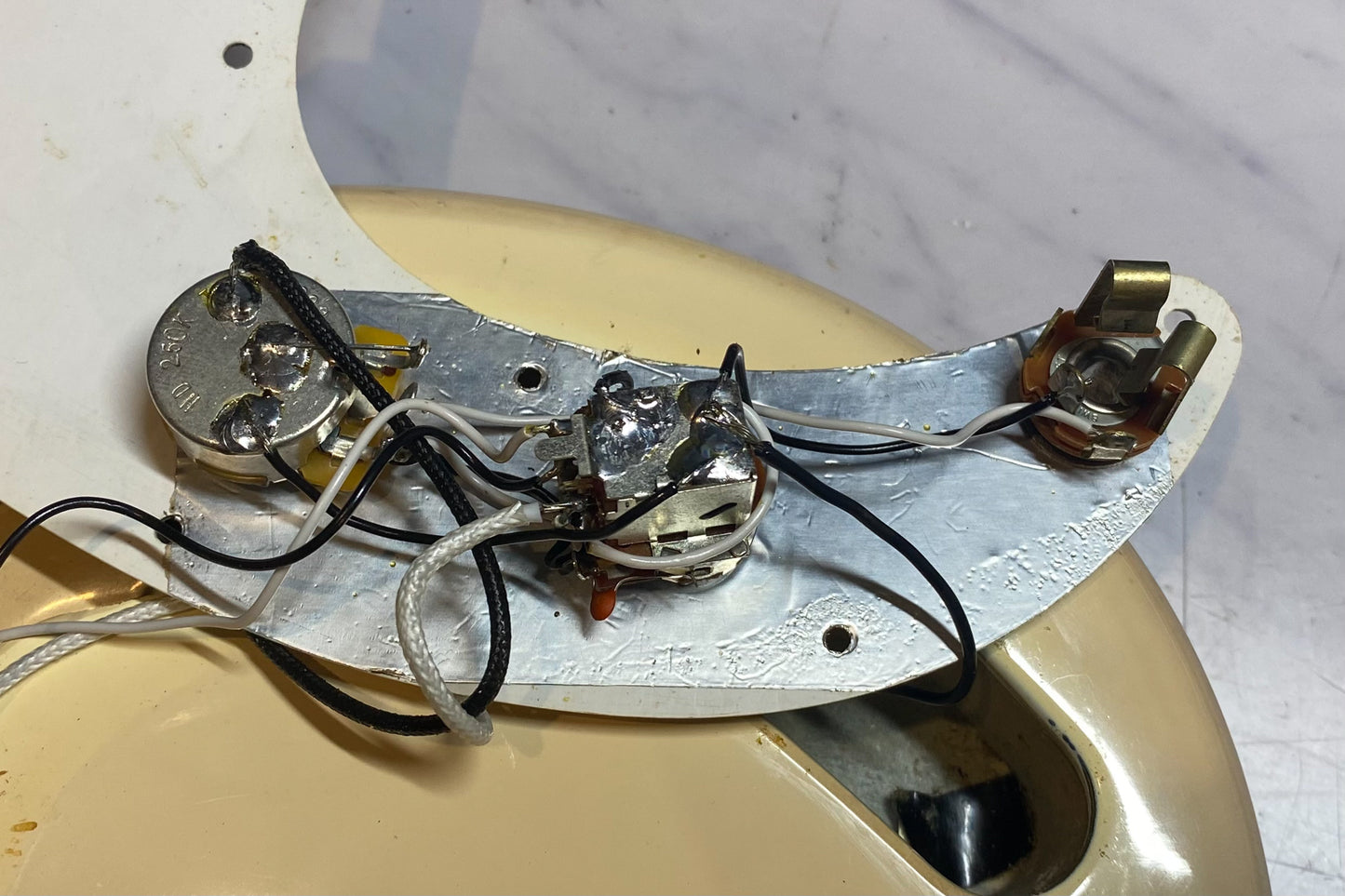 【used】Fender / Standard Precision Bass Arctic White 2000 4.165kg #MN9146753【GIB Yokohama】