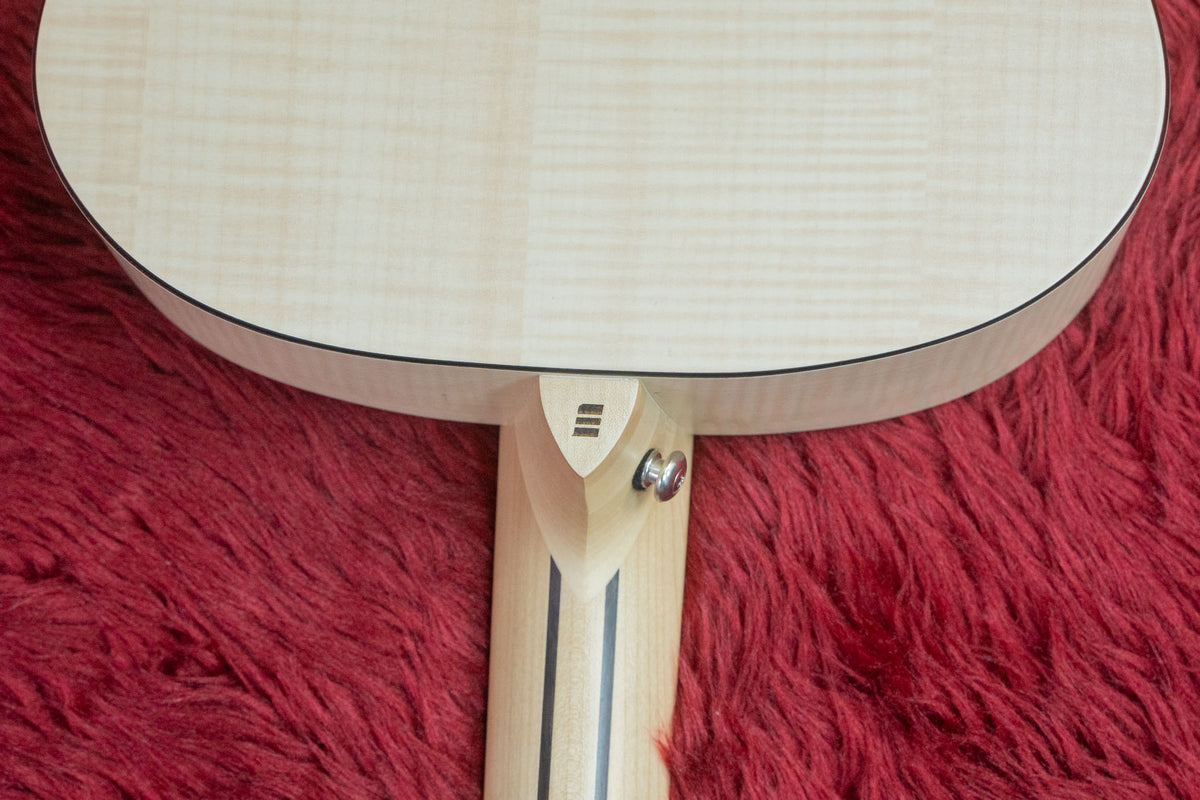 【new】NAGI GUITARS / shiro【GIB Yokohama】