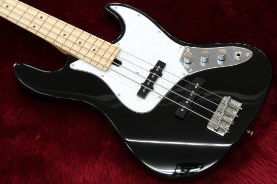 Powerful low end while having a wide range