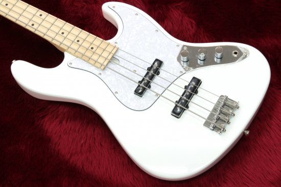 Powerful low end while having a wide range