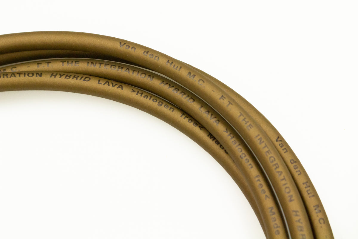 【new】Lava Cable / 10FT VAN DEN HUL INTEGRATION HYBRID LAVA S-S【GIB Yokohama】