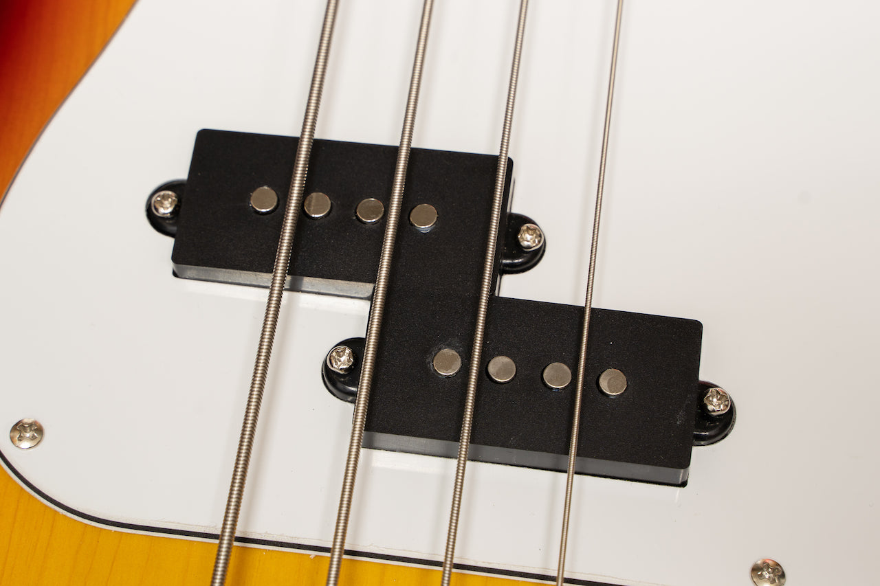 【新品】Woofy Basses Woo4 Cherry Sunburst【GIB 兵庫】
