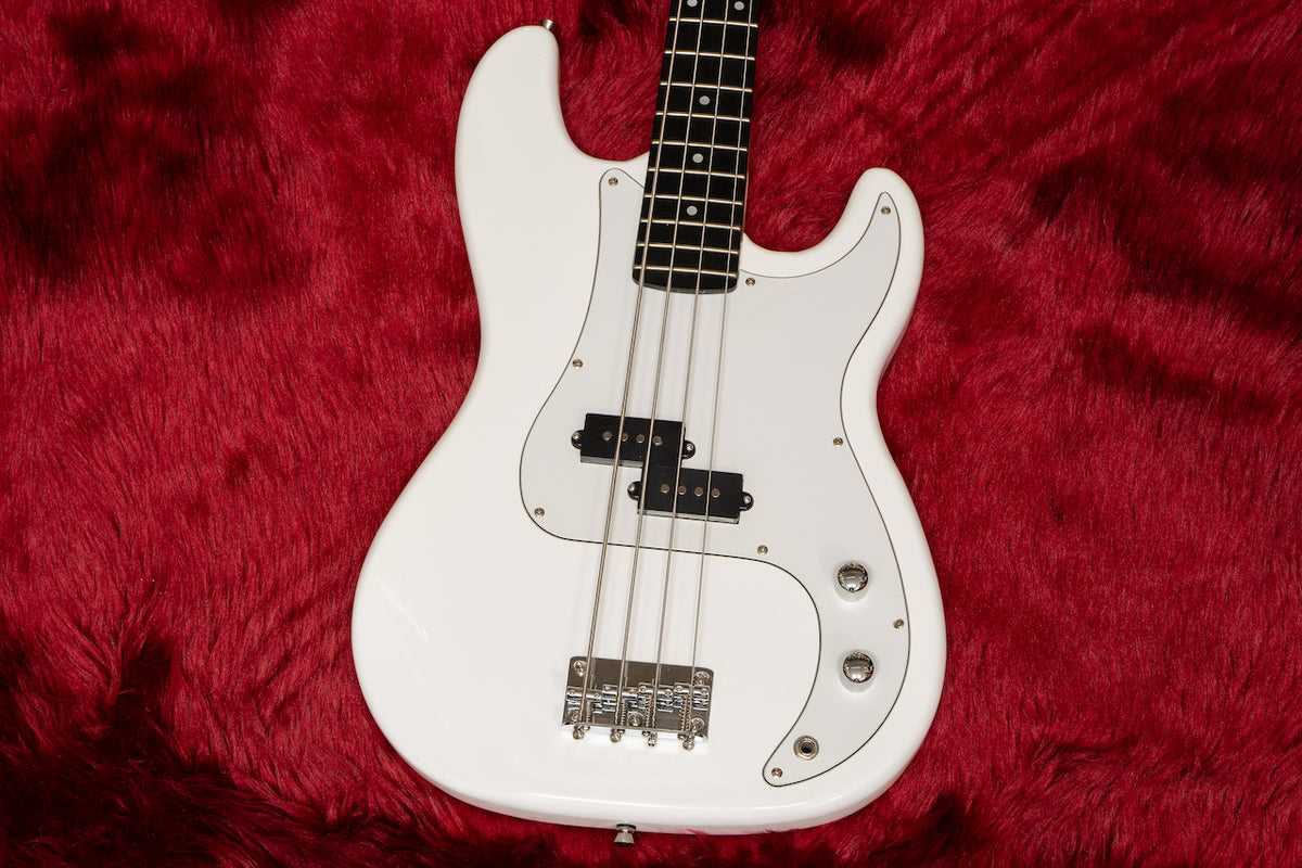 【new】Woofy Basses Woo4 White【GIB Hyogo】