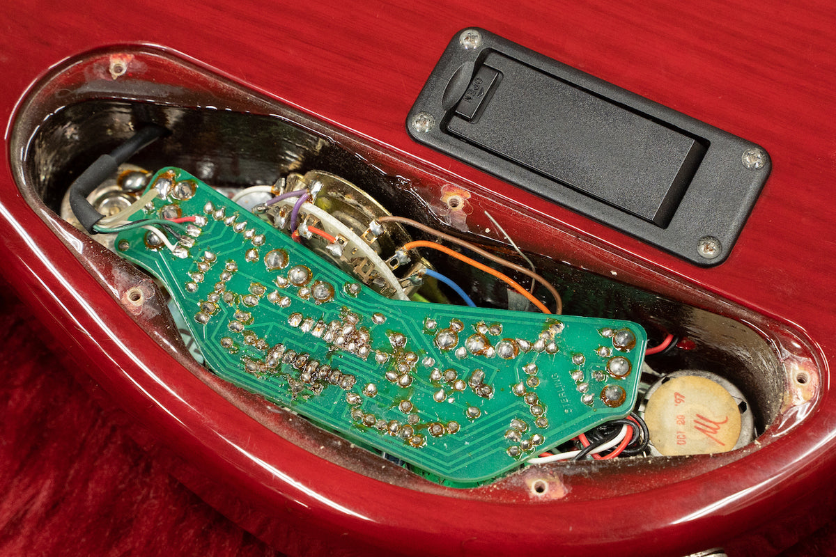【used】Ernieball Musicman / Sterling Red #D 07841 4.43kg【GIB Yokohama】