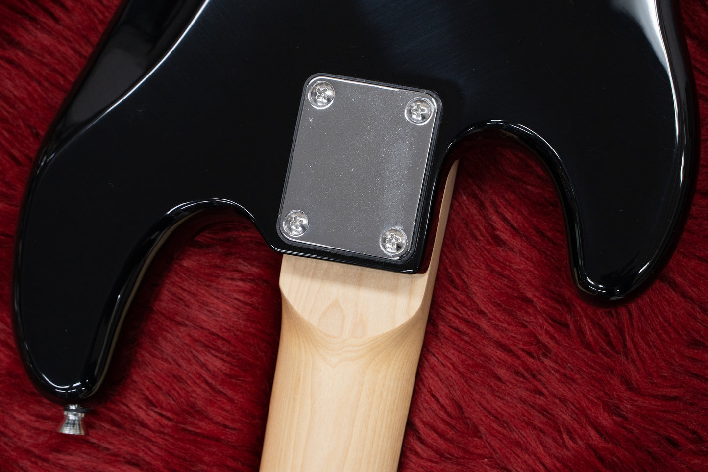 【new】woofy basses / Pup4 Black【GIB Hyogo】