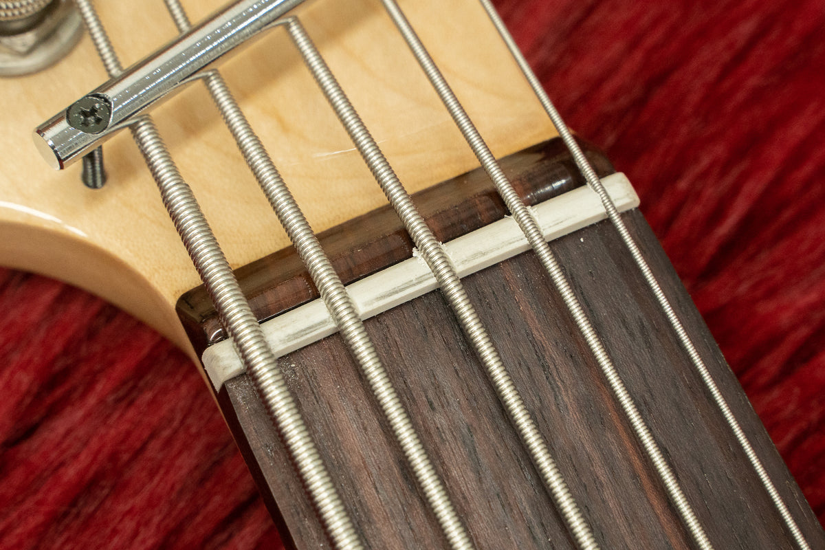 【new】AV Basses / AVPJ5 VINTAGE WHITE MH # 2021-17 4.23kg【GIB Yokohama】