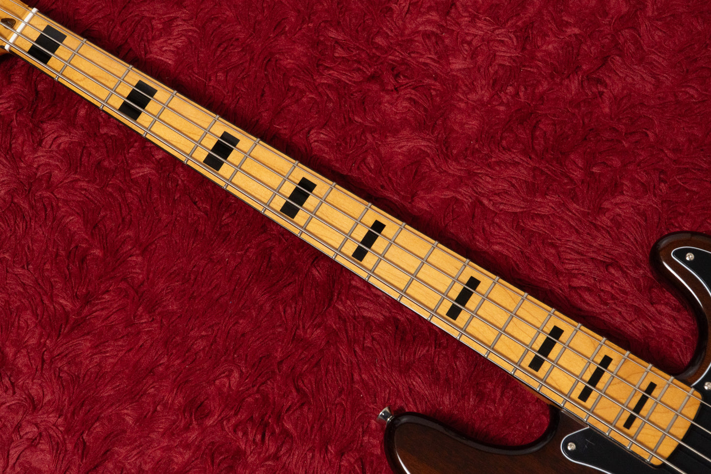 【used】Squier / Classic Vibe 70's Precision Bass Walnut 2026 4.030kg #ISSA26002239【GIB Yokohama】