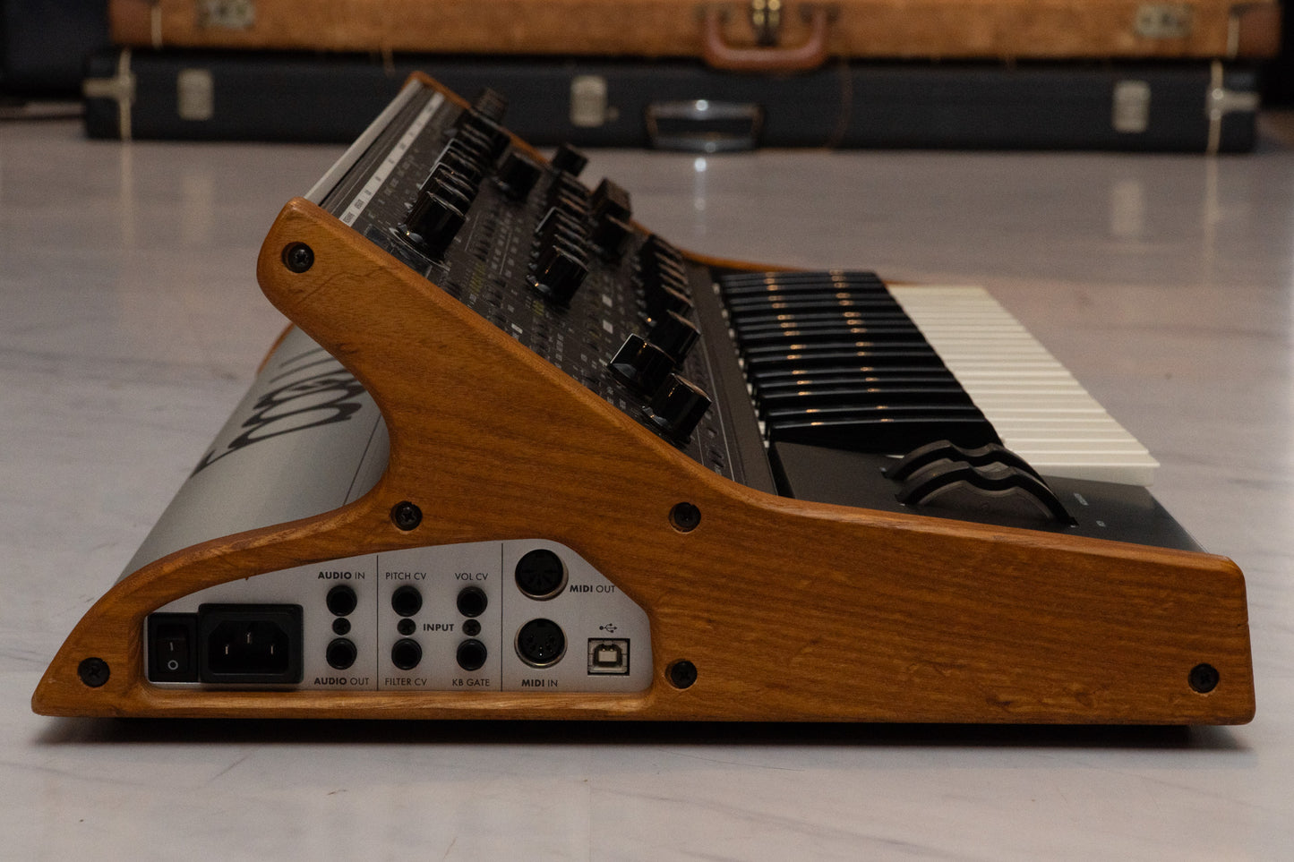 【used】MOOG / SUB 37 tribute【GIB Yokohama】