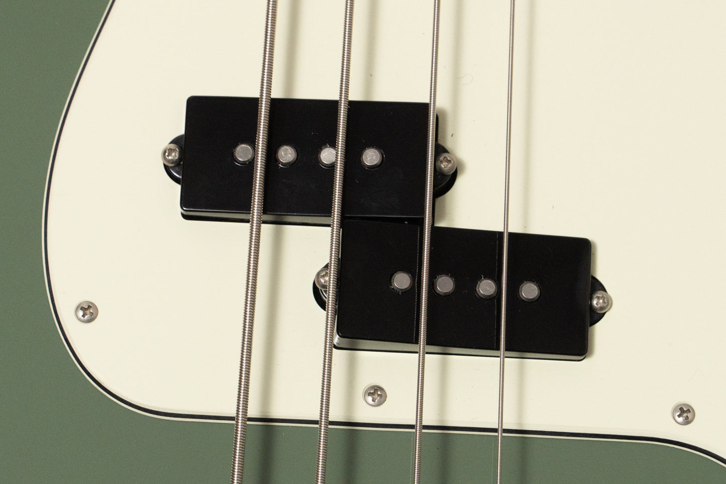 【used】Fender / American Professional Precision Bass Antique Olive 2019 4.120kg #US19093551【GIB Yokohama】