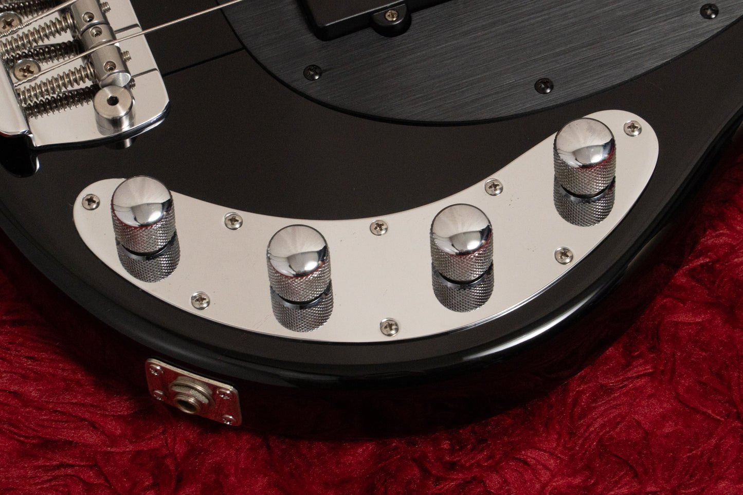 【used】Ernie Ball Music Man / Stingray 4st BLK 2001 4.625kg #E22924【GIB Yokohama】