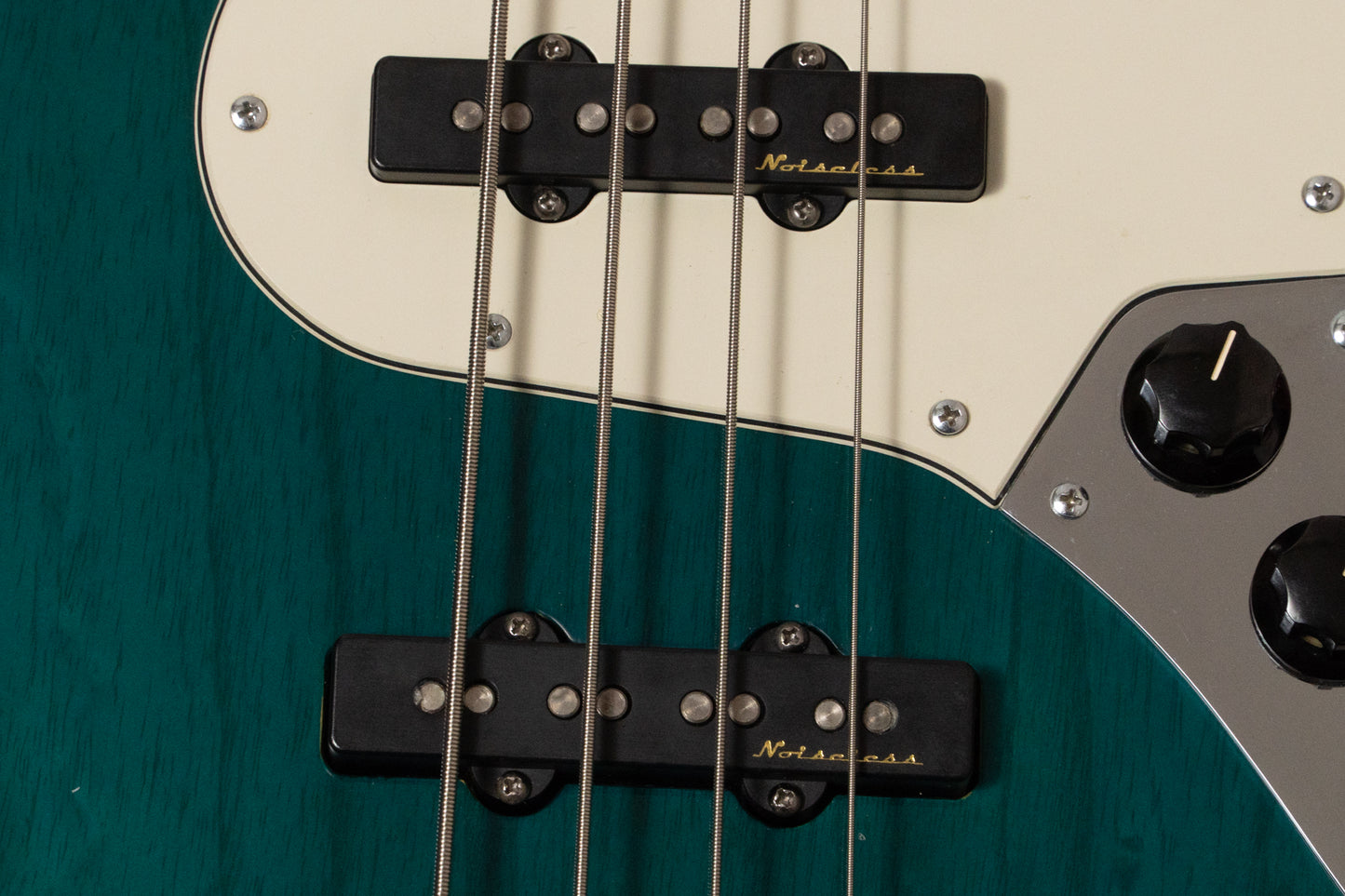 【used】Fender / American Deluxe Jazz Bass Teal Green Transparent 2002 3.670kg #DZ1148520【GIB Yokohama】