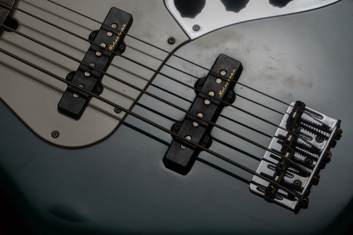 【used】Fender / American Deluxe Jazz Bass Teal Green Transparent 2002 3.670kg #DZ1148520【GIB Yokohama】