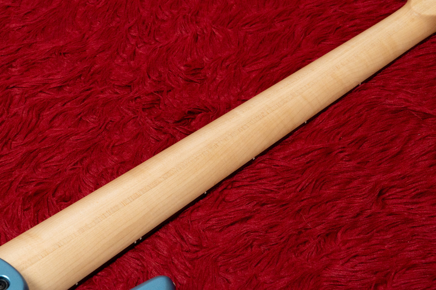 【used】Fodera / Emperor 5 Standard Classic Pelham Blue 2025 4.650kg #E583290【Consignment】【GIB Yokohama】
