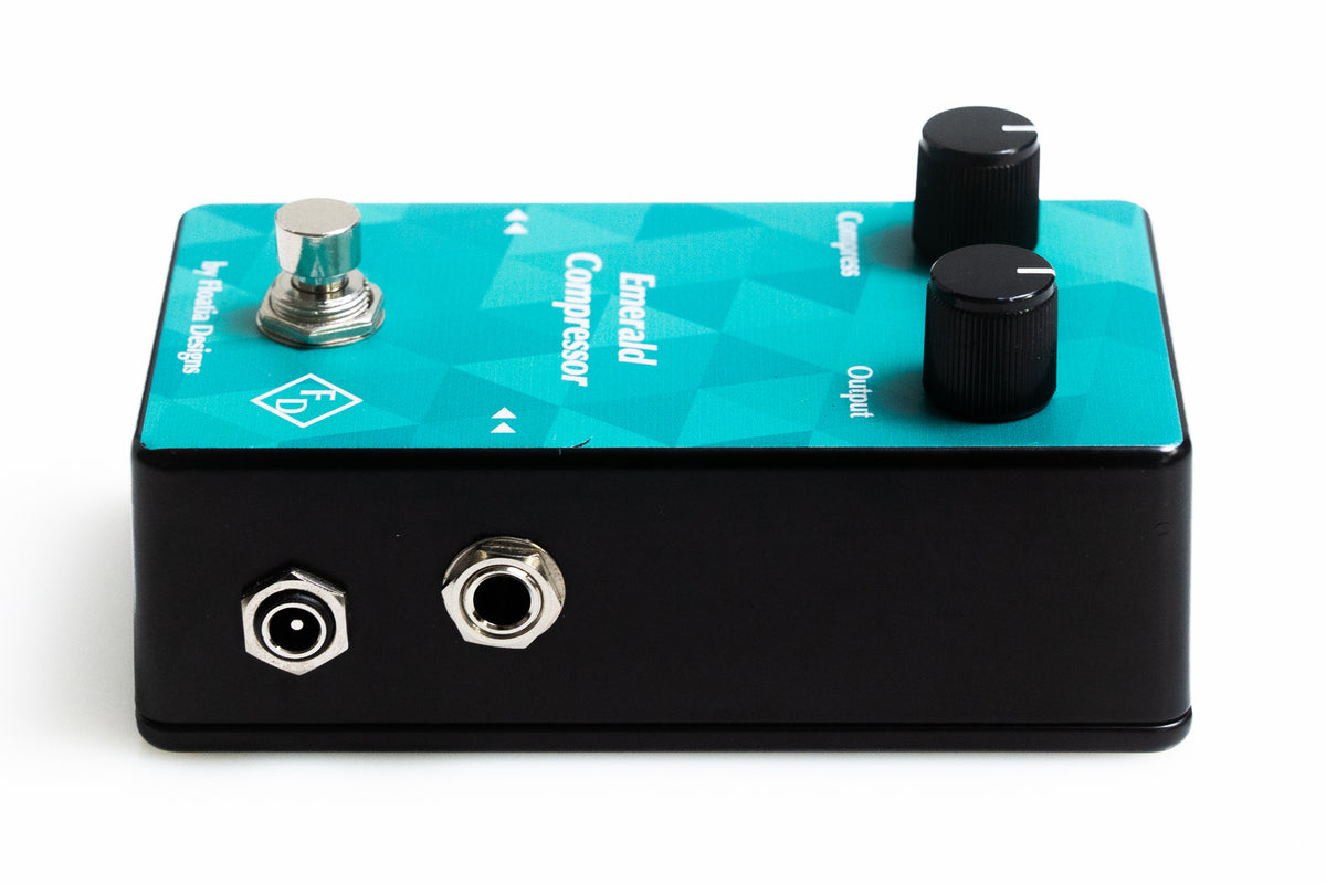 【used】Floatia Designs / OPTC-02 Emerald Compressor【GIB Yokohama】