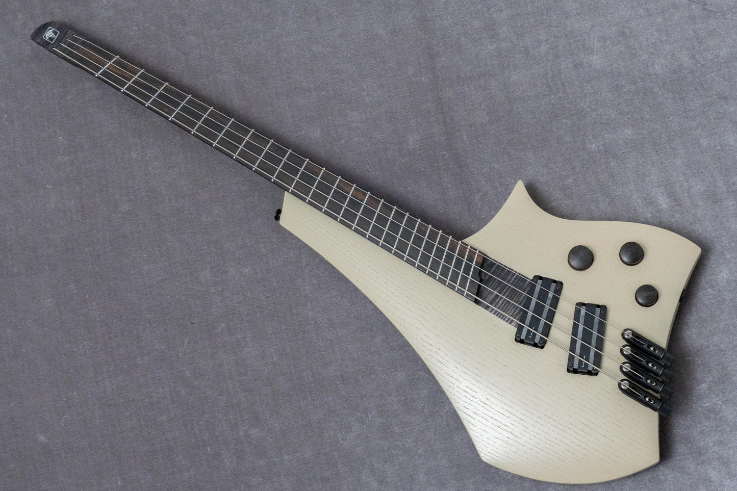 【new】Meta Guitars / Veil B4 Medium Scale Champagne Beige 3.135kg【GIB Hyogo】