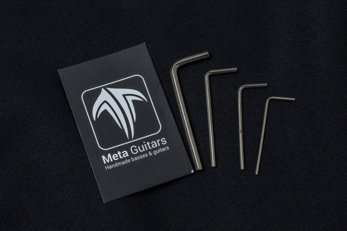 【new】Meta Guitars / Veil B4 Medium Scale Champagne Beige 3.135kg【GIB Hyogo】