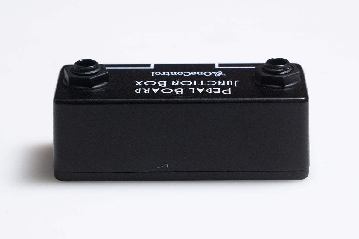 【used】One Control / Minimal Series Pedal Board Junction Box【GIB Yokohama】