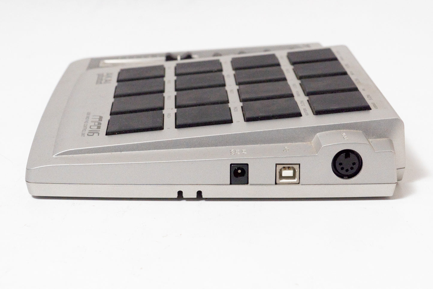 【used】AKAI / MPD16 USB/MIDI PAD CONTROL UNIT【GIB Yokohama】