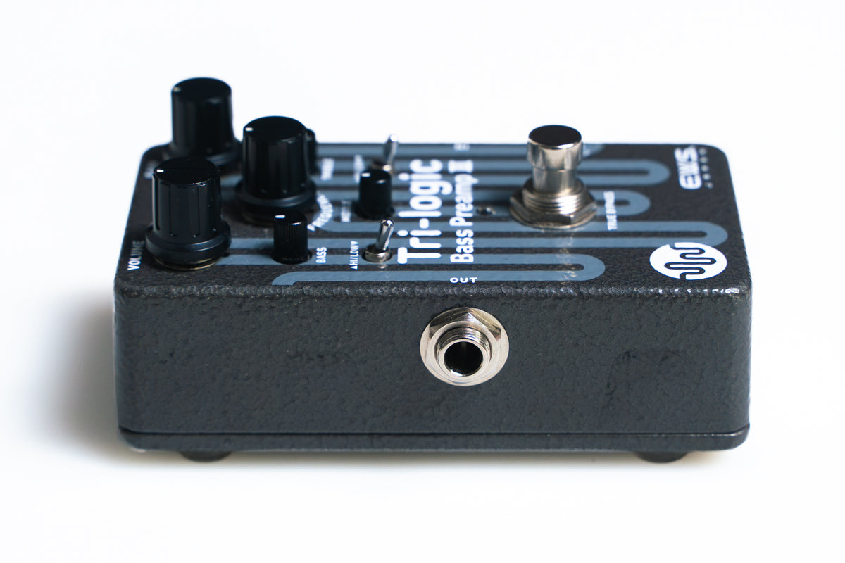 【used】E.W.S. / Tri-logic Bass Pre Amp 3【GIB Yokohama】