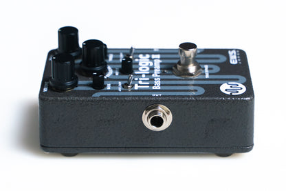 【used】E.W.S. / Tri-logic Bass Pre Amp 3【GIB Yokohama】
