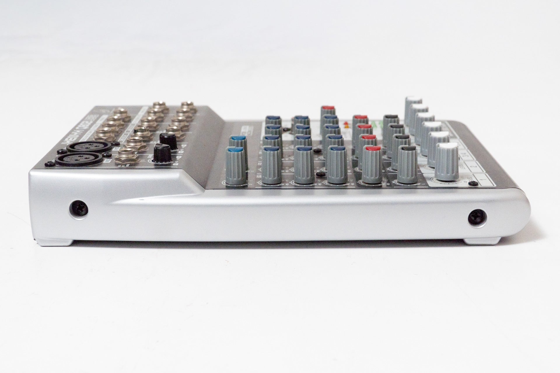 XY1 アンリミ 52枚 used】BEHRINGER / Xenyx Q802USB アナログミキサー【GIB Yokohama