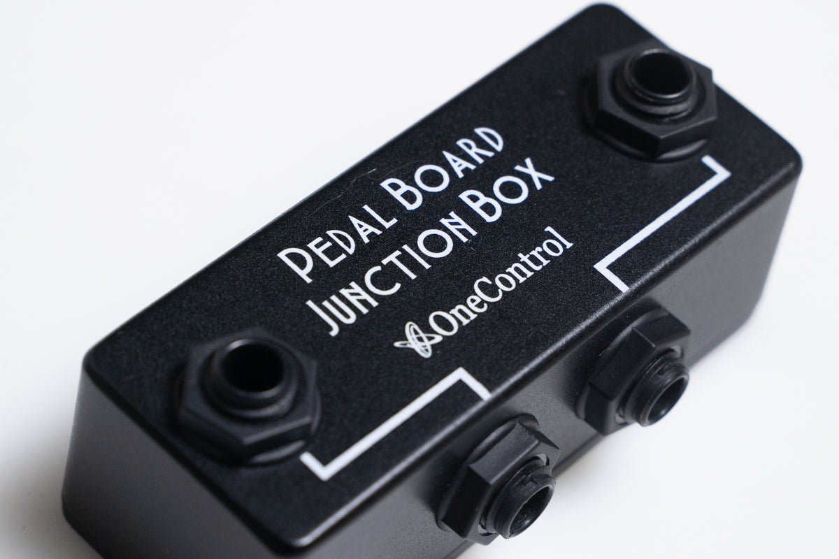 【used】One Control / Minimal Series Pedal Board Junction Box【GIB Yokohama】