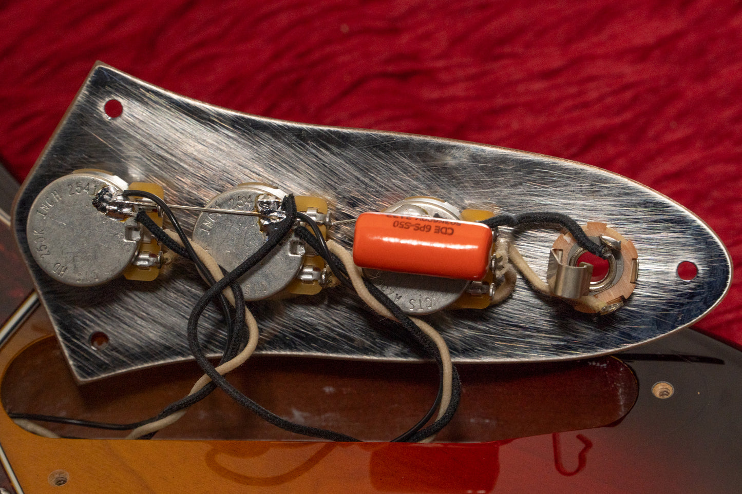 【new】Freedom Custom Guitar Research / O.S.Retro Series JB 3TSB 4.215kg #1980【GIB Yokohama】