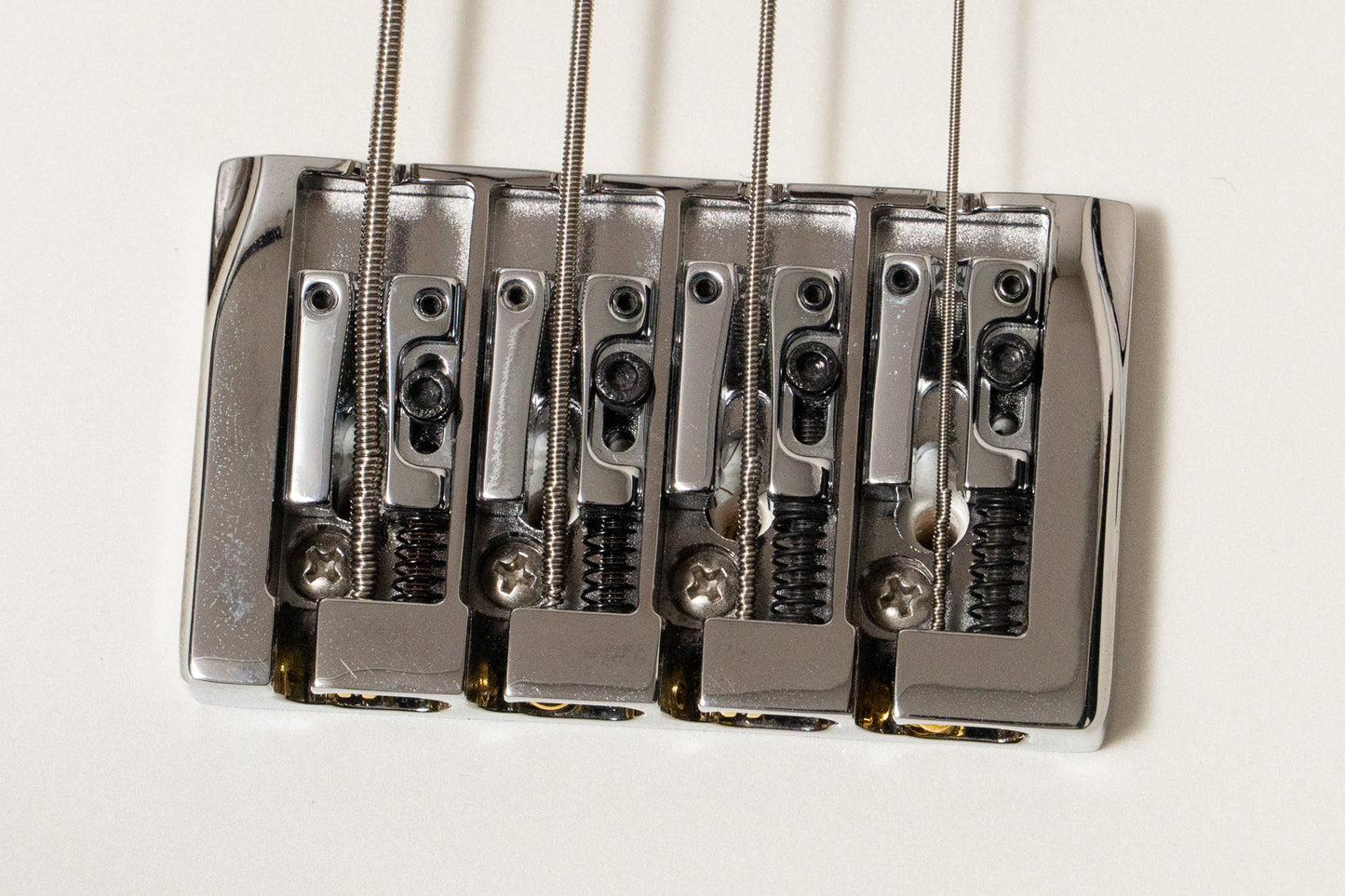 【used】RYOGA / SKATER BASS/LE WH 3.930kg #RH22Y072【GIB Yokohama】