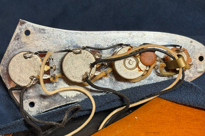 【used】Fender / American Vintage '62 Jazz Bass 3TS 1997 4.185kg #V092119【Consignment】【GIB Yokohama】