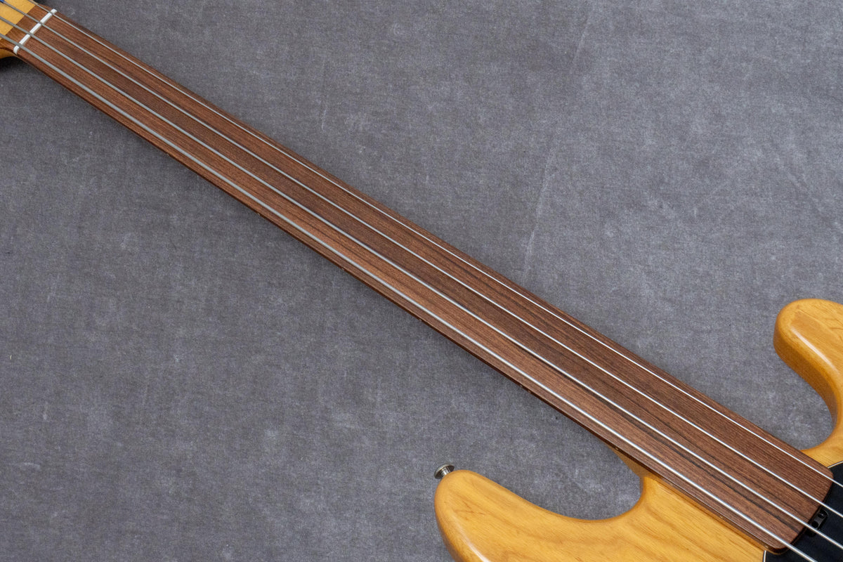 【used】Ernie Ball Music Man / StingRay 3EQ Fretless NAT 2000 4.25kg #E15457【GIB Hyogo】