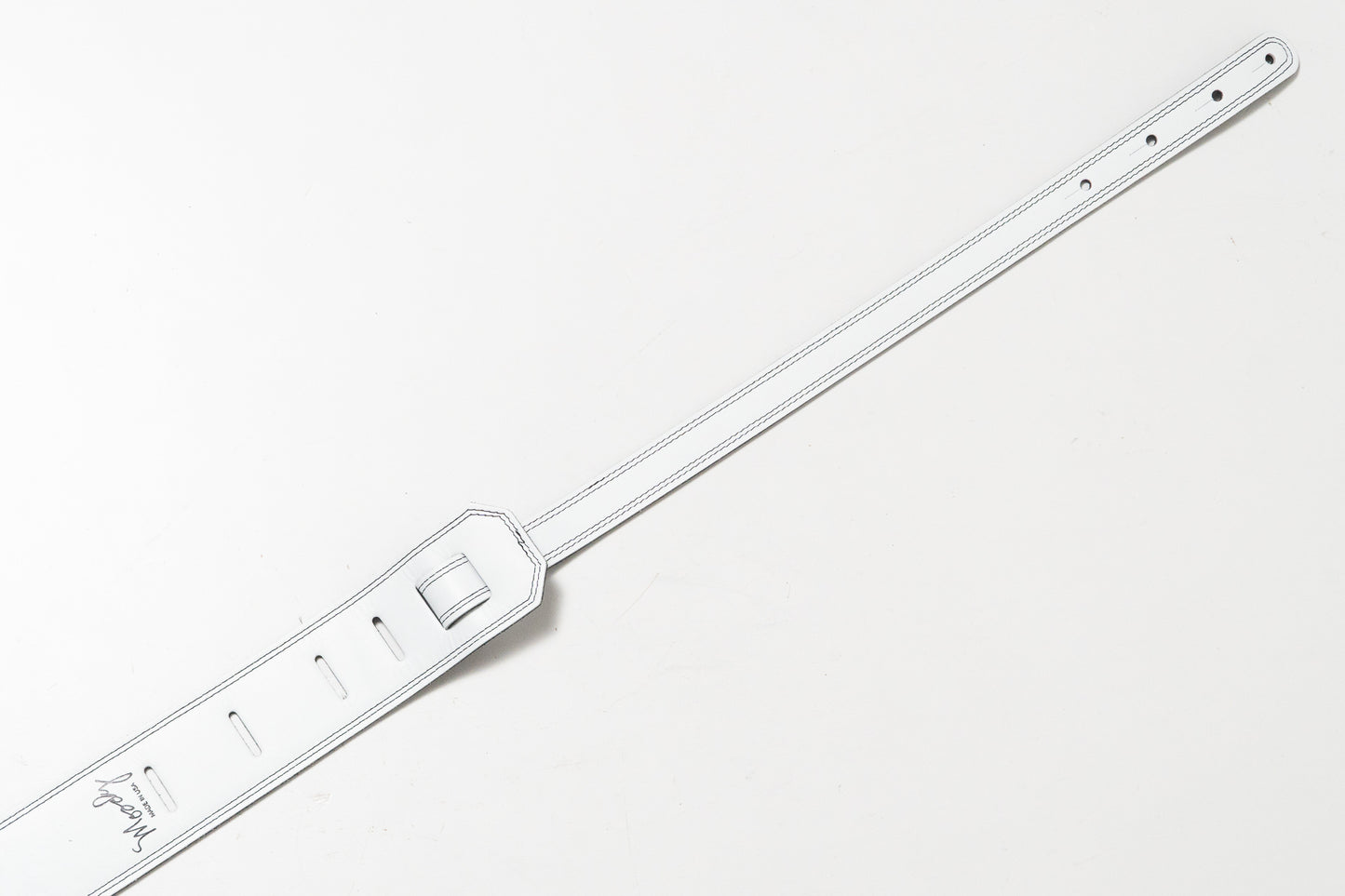 【new】Moody Straps / 2.5 Inch White/Black  Leather Long Tail【GIB Yokohama】