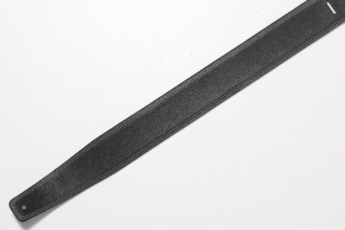 【new】Moody Straps / 2.5 Inch White/Black  Leather Long Tail【GIB Yokohama】