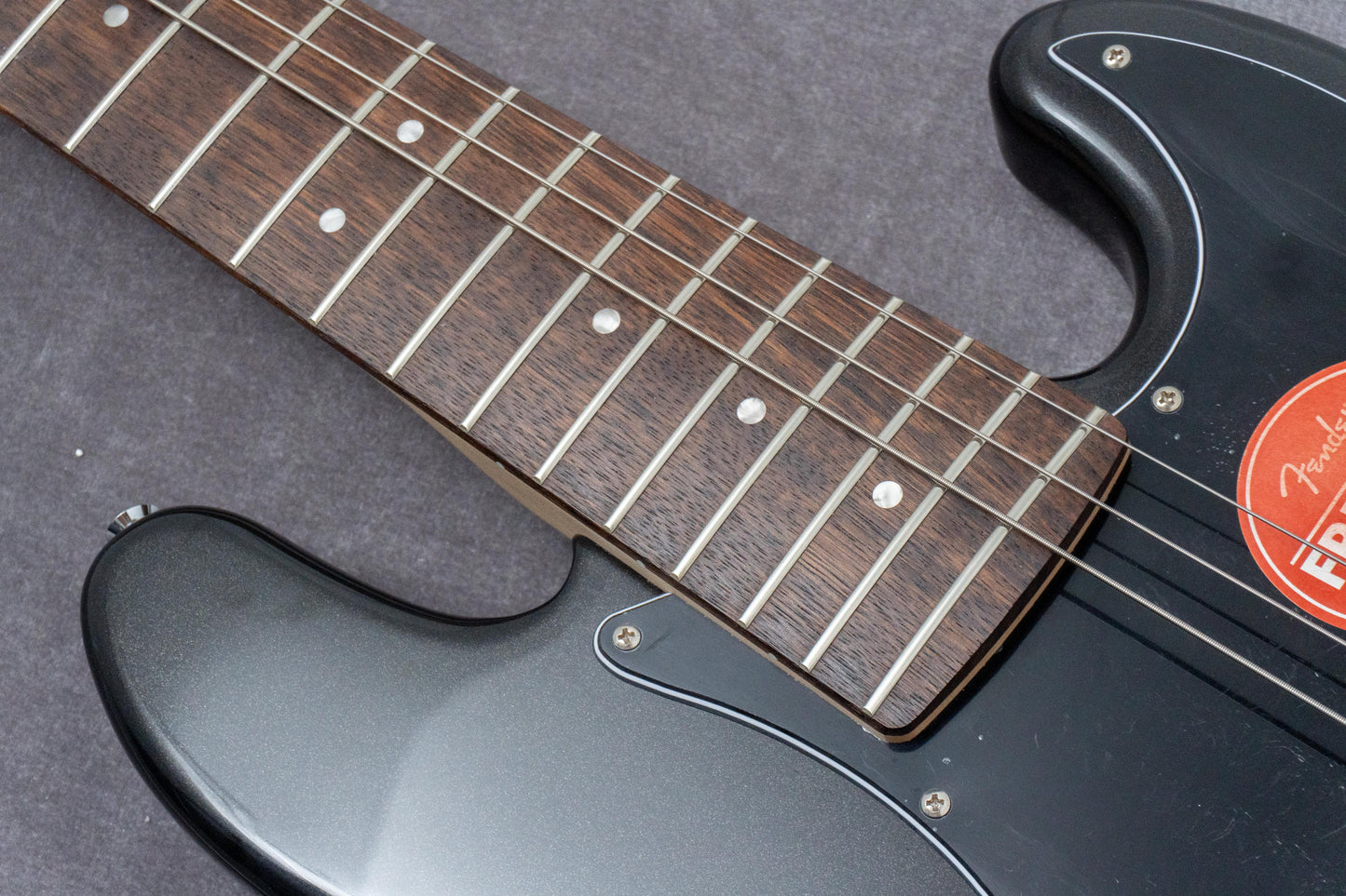【used】Squier / Affinity Series Jazz Bass VI Black Metallic 2025 4.51kg #CYKB25002045【GIB Hyogo】