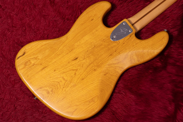 美品 Fender Japan エレキベース ケース付 2007～2010年製 美品 Fender Japan エレキベース ケース付 2007～2010年製