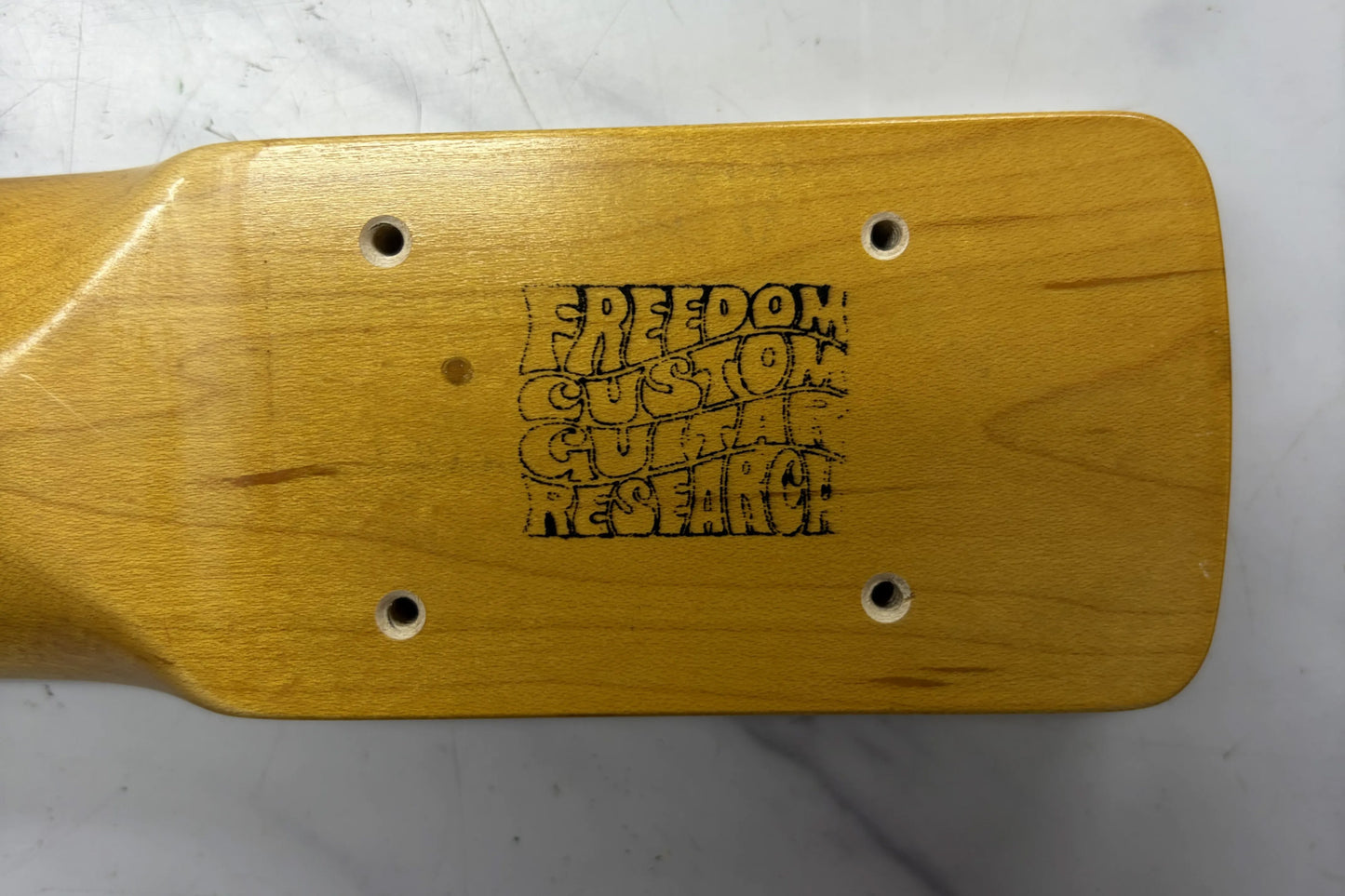 【used】Freedom Custom Guitar Research / JB 4st CAR MH 2015 4.285kg #00863【GIB Yokohama】