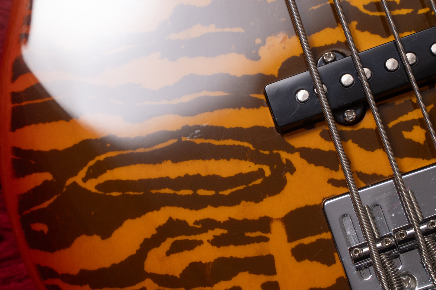 【used】woofy basses / Poodle 5 Honey Sunburst 3.875kg【GIB Yokohama】