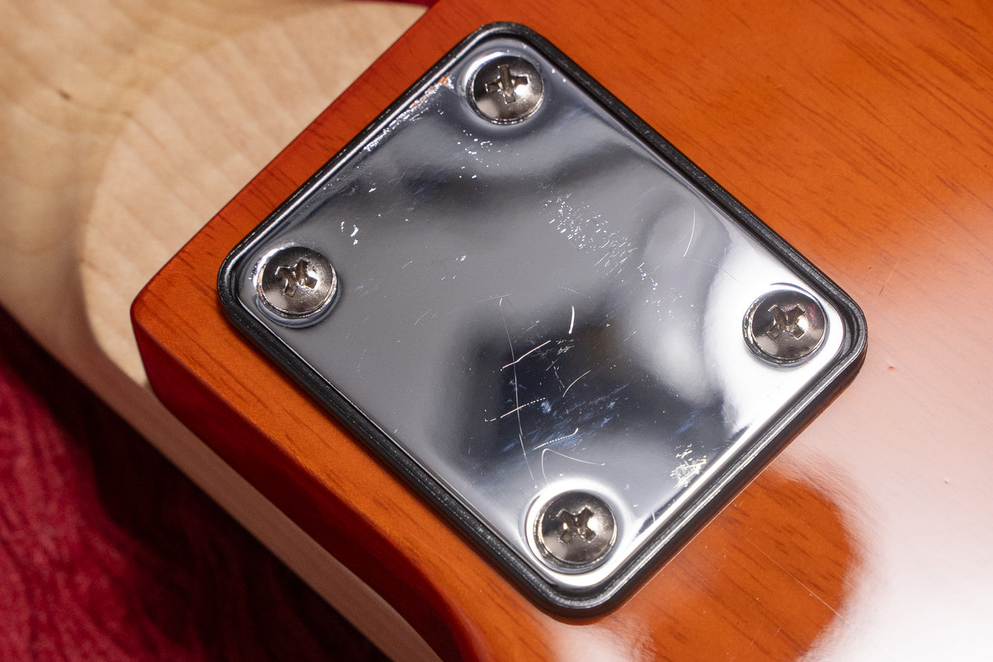 【used】woofy basses / Poodle 5 Honey Sunburst 3.875kg【GIB Yokohama】