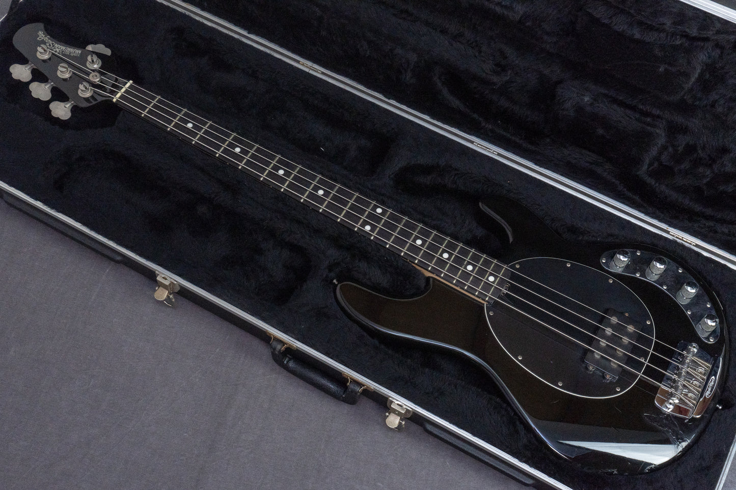 【used】Ernie Ball Music Man / StingRay 3EQ Black 2000 4.43kg #E18881【GIB Hyogo】