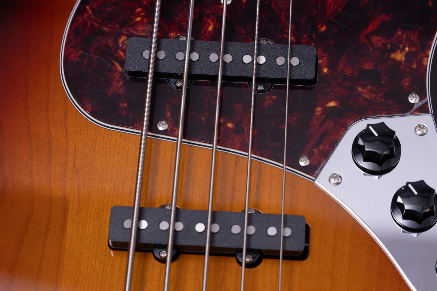 【used】FGN / NJB100 RALV 3TS 2024 4.590kg #F240608【Consignment】【GIB Yokohama】