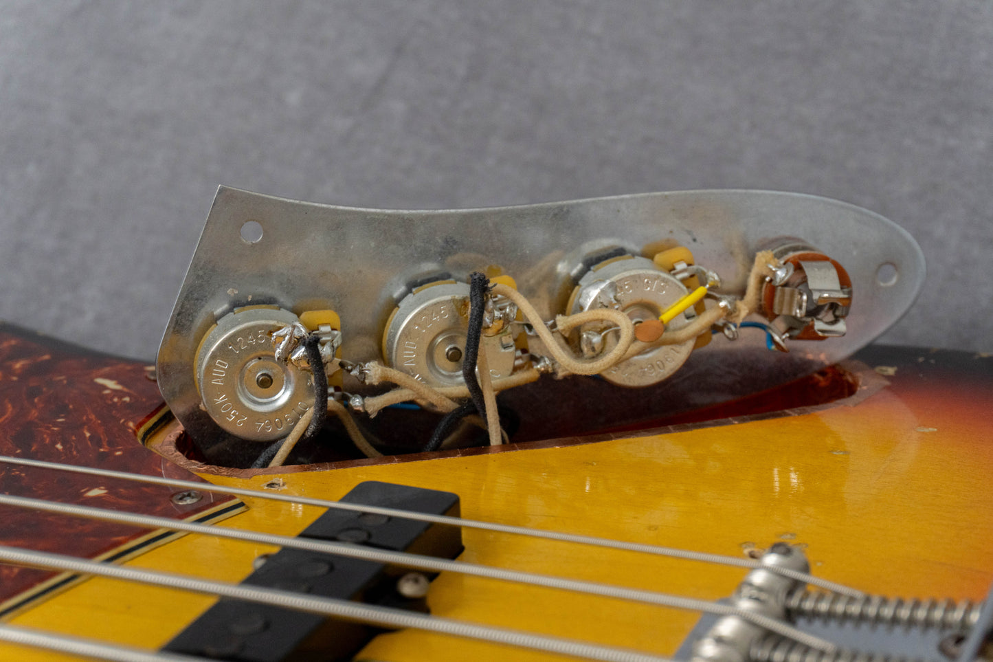 【used】Fender Custom Shop / MBS 1961 Jazz Bass Relic by Jason Smith 2013 4.15kg #JS0404【GIB Hyogo】