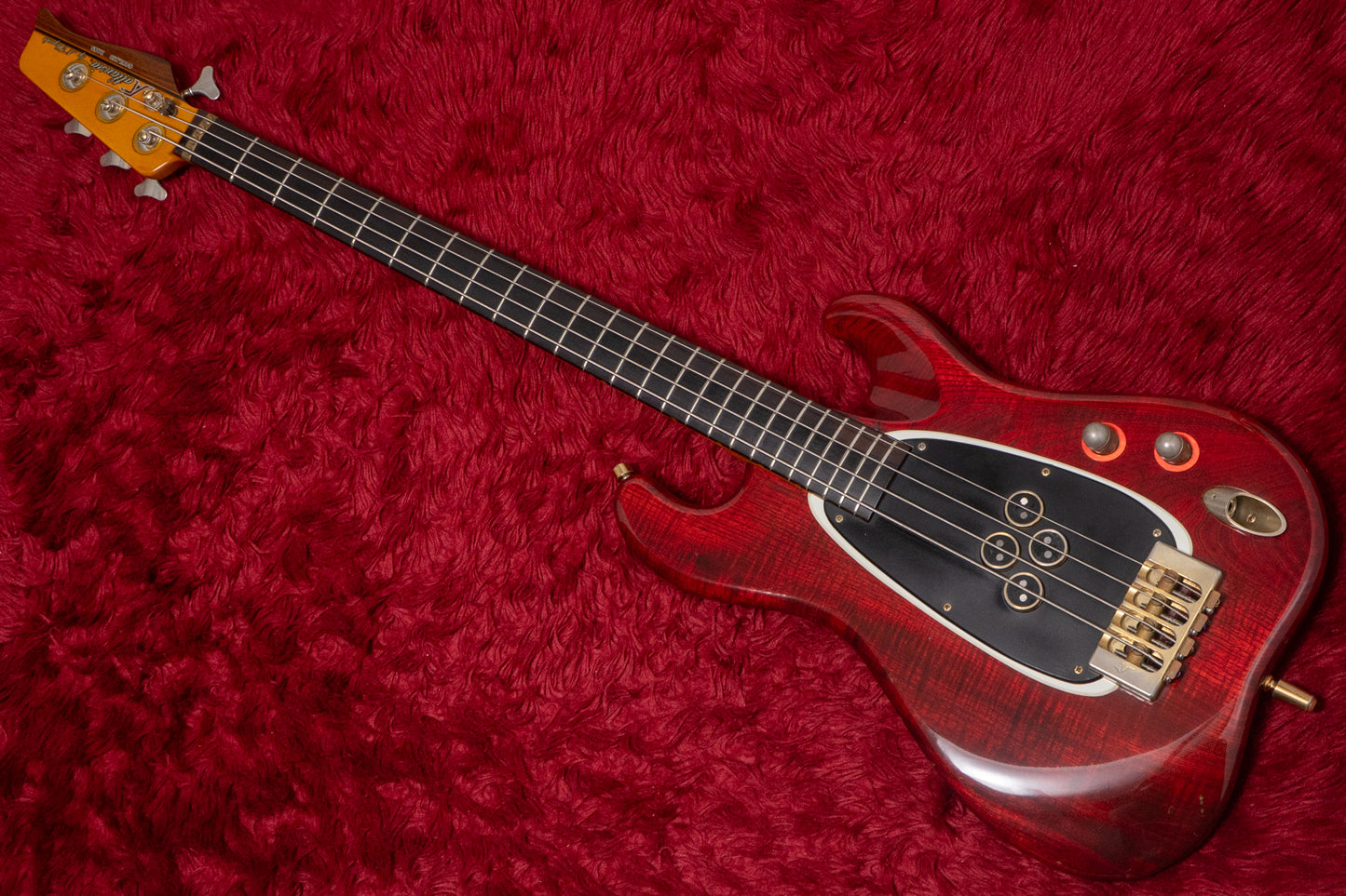 【used】Atlansia / Garland Bass 1983 5.040kg #83059【Consignment】【GIB Yokohama】