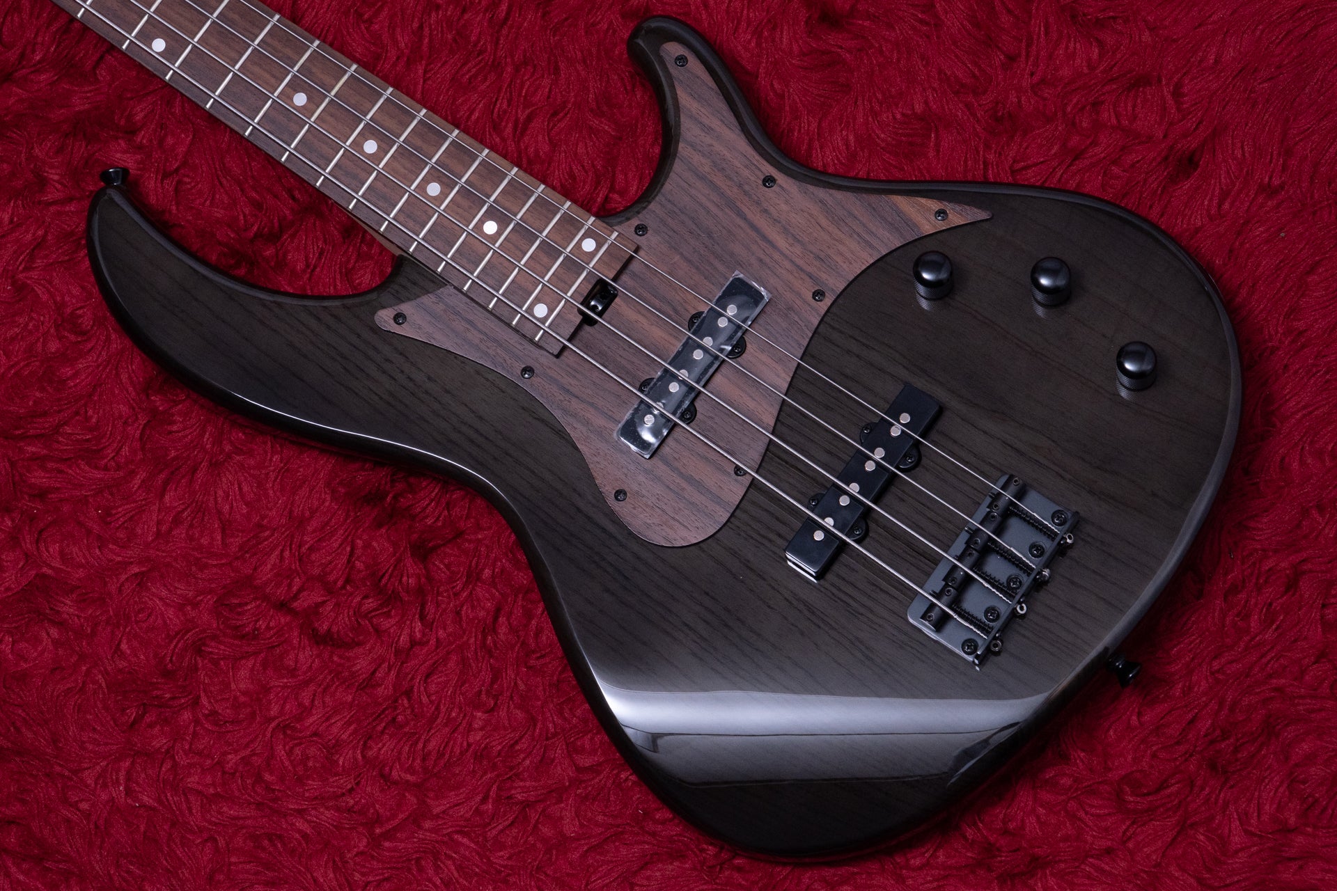 9731】 Aria Pro II JET Bass ブラック 調整済