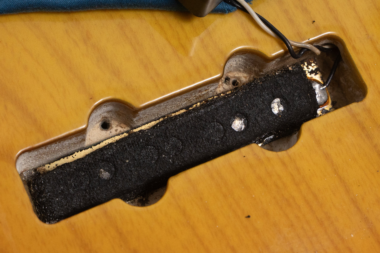 【used】Fender / 1977 Jazz Bass 3TS 4.550kg #S752174【GIB Yokohama】