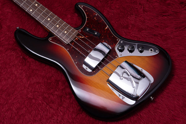 【used】Fender / American Vintage’62 Jazz Bass 3TS 2010 4.000kg #V191159【GIB Yokohama】