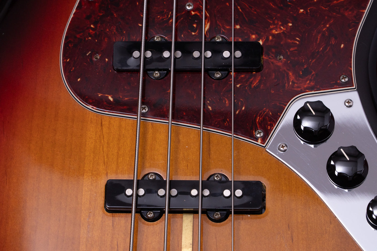 【used】Fender / American Vintage’62 Jazz Bass 3TS 2010 4.000kg #V191159【GIB Yokohama】