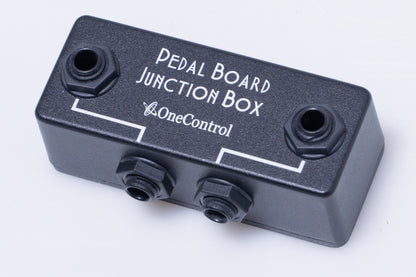 【used】One Control / Minimal Series Pedal Board Junction Box【GIB Yokohama】