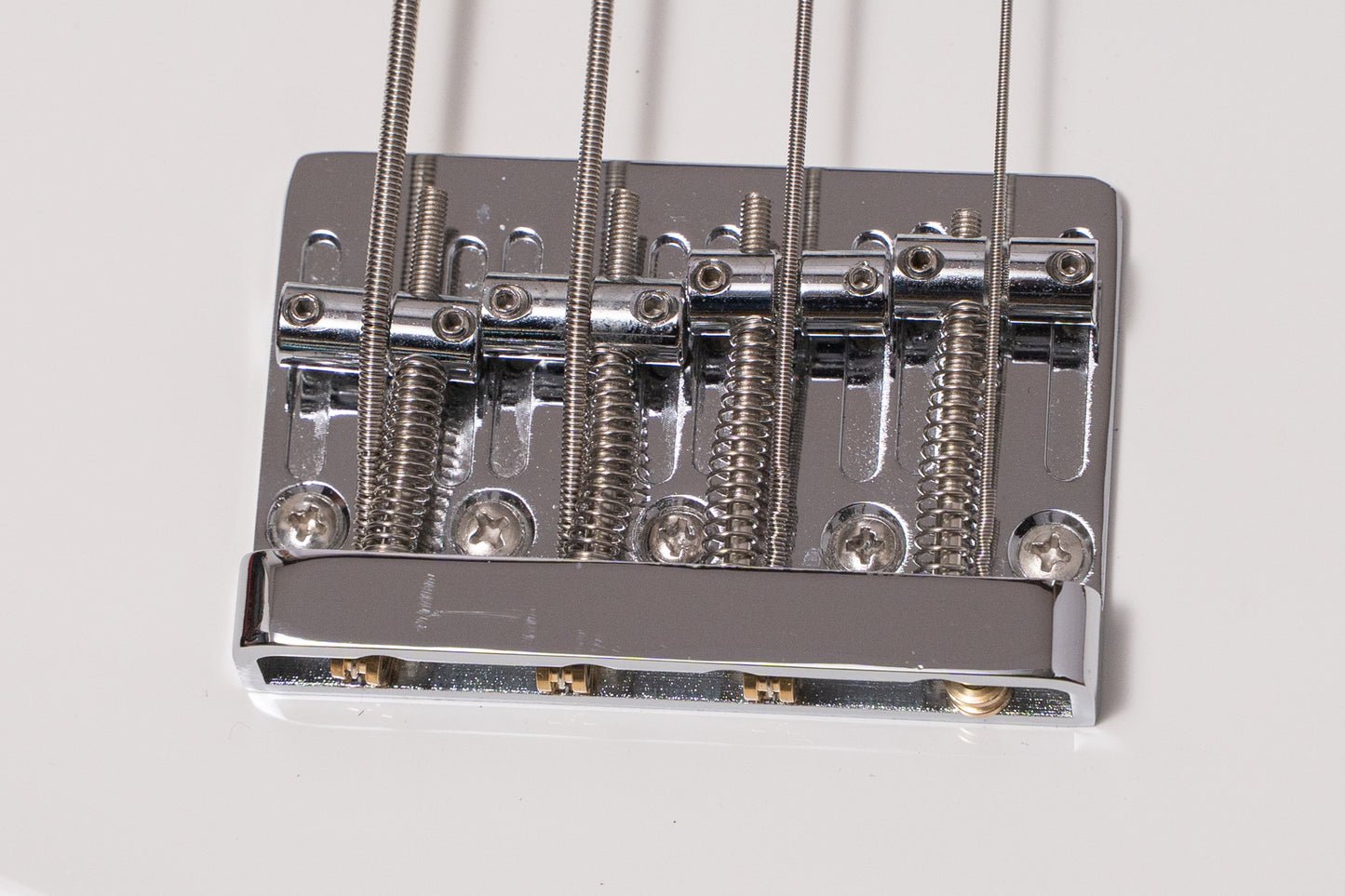 【used】woofy basses / ONE series Cavalier 4 White 4.445kg【GIB Yokohama】